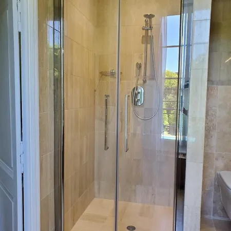 Logis Des Tourelles B&B