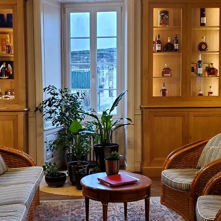 Bed & Breakfast Logis Des Tourelles