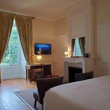 B&B Logis Des Tourelles 4*