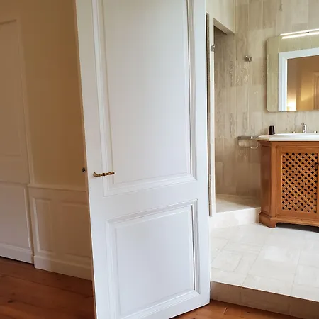 Logis Des Tourelles Bed & Breakfast Cognac