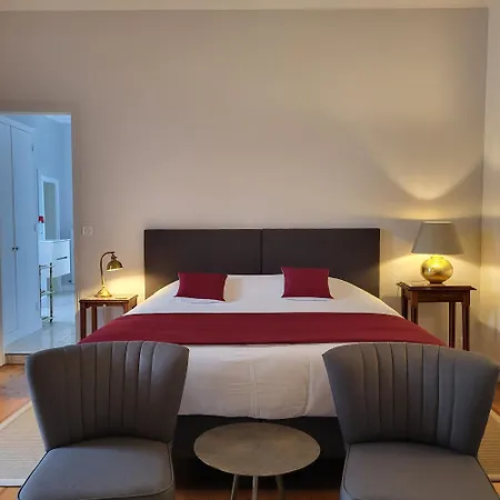 Nocleg ze śniadaniem Logis Des Tourelles Cognac