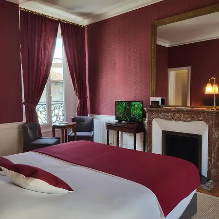 Logis Des Tourelles Nocleg ze śniadaniem Cognac