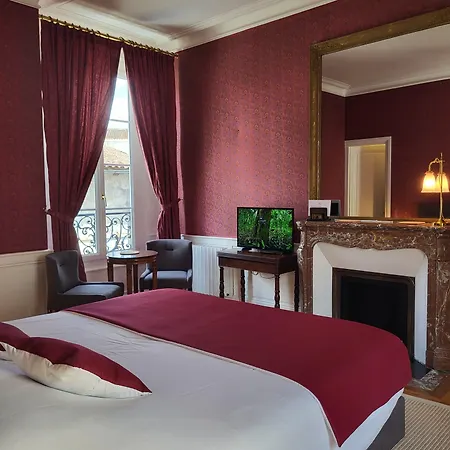 Logis Des Tourelles 4* Cognac