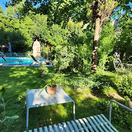 Logis Des Tourelles 4* Cognac