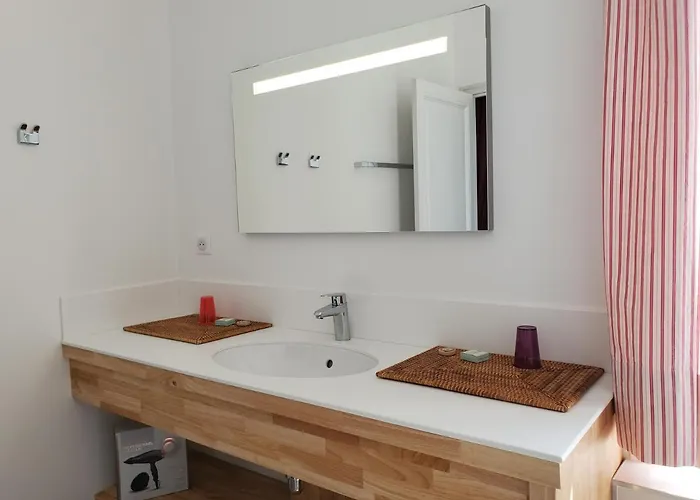 Bed and breakfast Logis Des Tourelles 4*