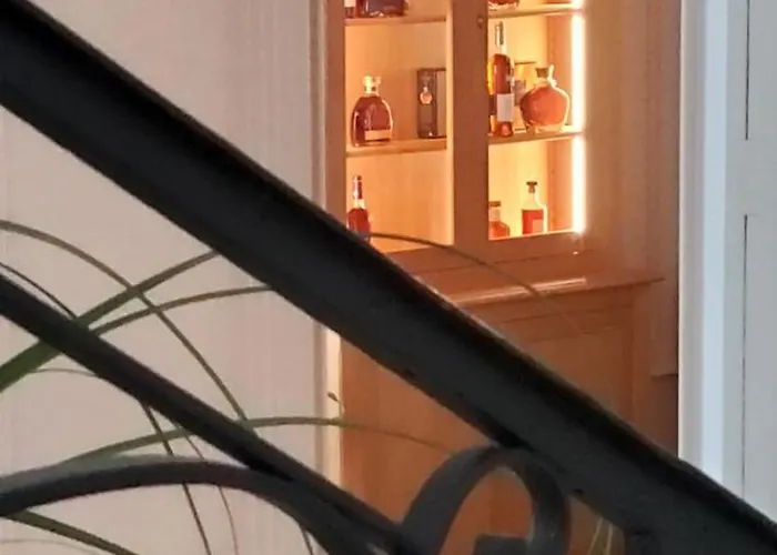 Logis Des Tourelles 4*